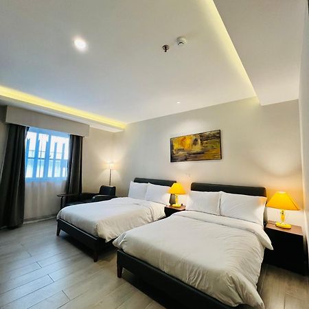 Centennial Inn Kawit ภายนอก รูปภาพ